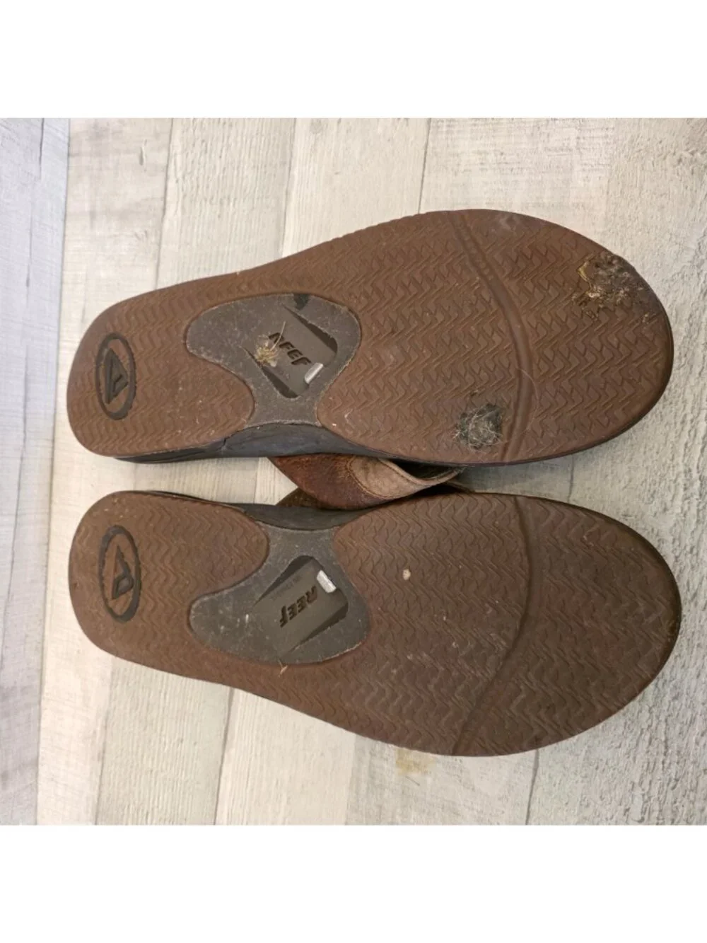 Reef Men’s Leather Sandals With Bottle Opener Brown Size 9